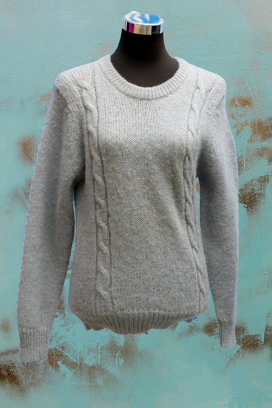 Grauer Strickpullover  (M)